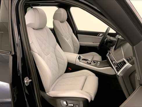 Certified 2026 BMW X5 xDrive40i AWD/4WD image 6