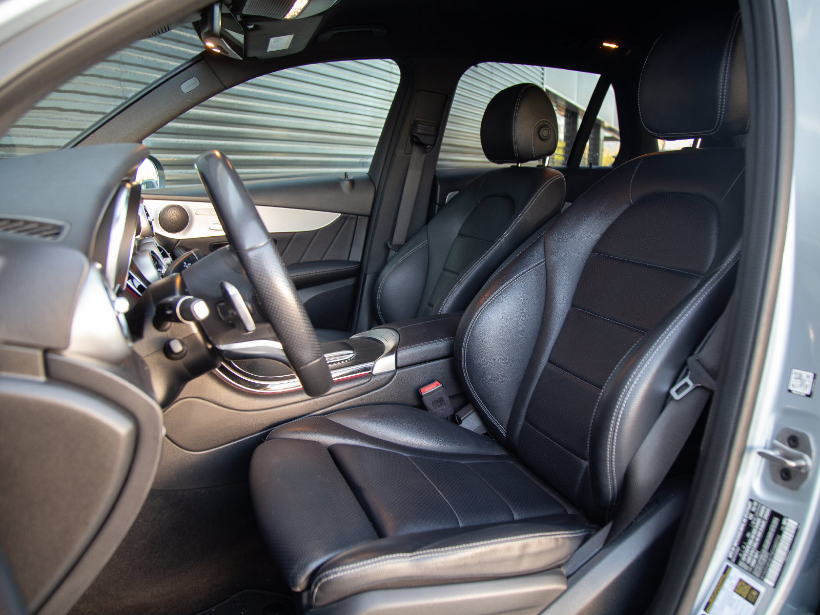 Used 2022 Mercedes-Benz GLC 300 image 5