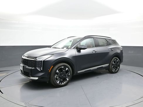 New 2026 Kia Sportage SX FWD image 10