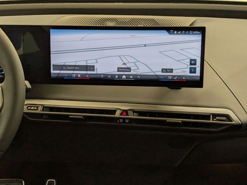 New 2026 BMW iX xDrive60 w/ M Sport Package image 25