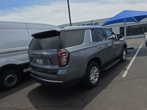 Used 2021 Chevrolet Tahoe LT w/ Luxury Package RWD image 6