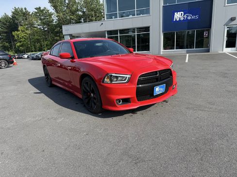 Used 2014 Dodge Charger SRT8 w/ Harman/Kardon Audio Group image 2