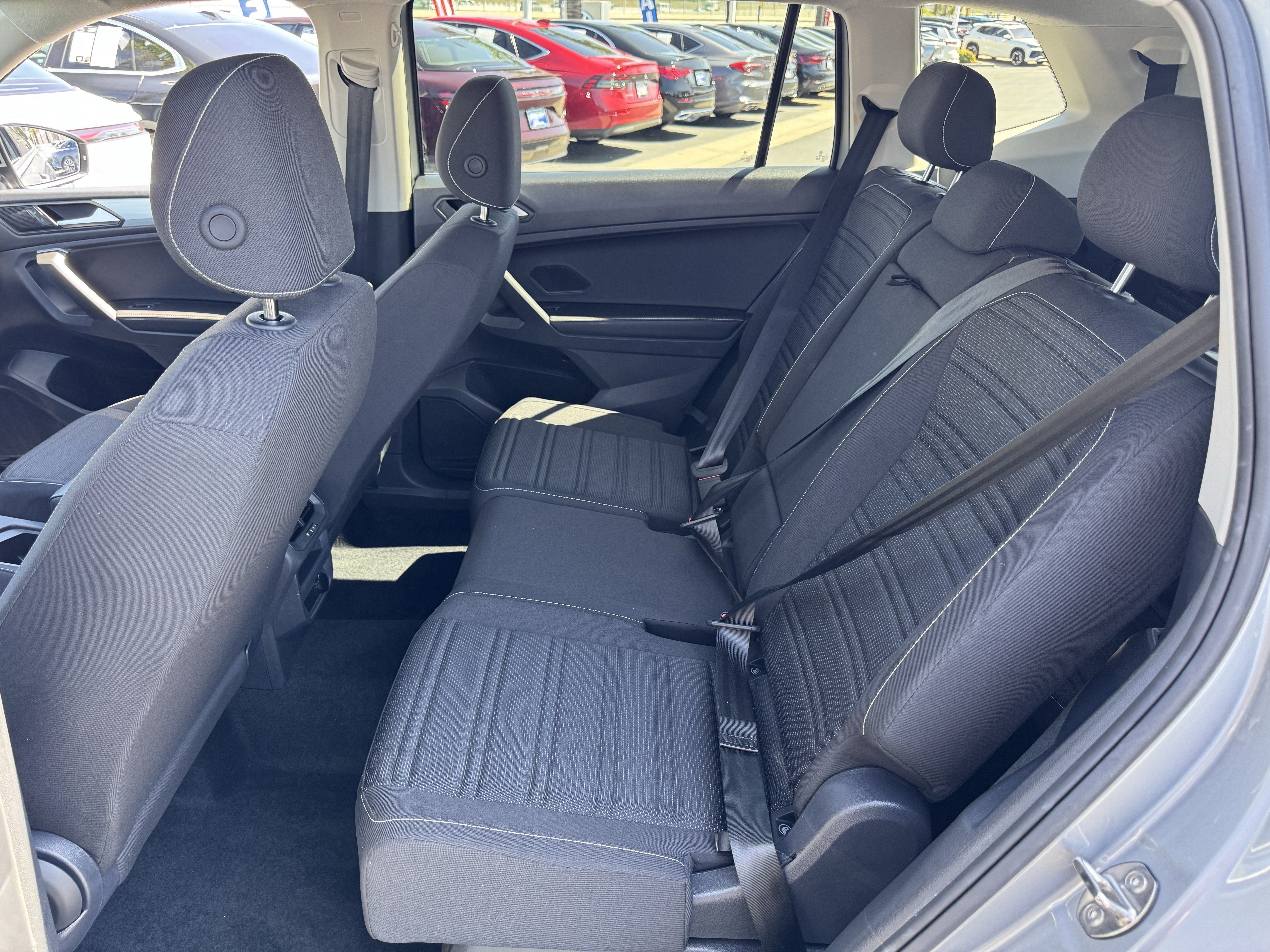 Certified 2024 Volkswagen Tiguan S FWD image 31