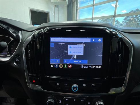 Used 2020 Chevrolet Traverse RS image 18