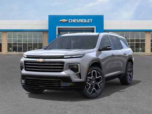 New 2026 Chevrolet Traverse High Country w/ LPO, Floor Liner Package image 6