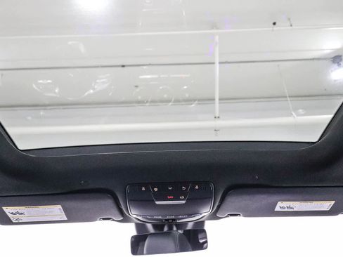 Used 2022 Mercedes-Benz GLC 300 image 12