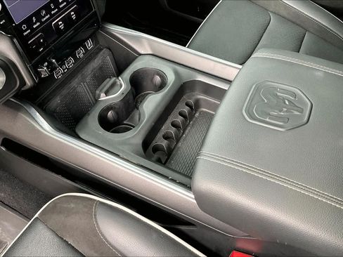 Used 2025 RAM 1500 Laramie w/ Night Edition AWD/4WD image 14