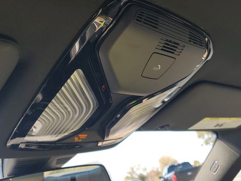 Used 2023 BMW 230i Coupe image 27