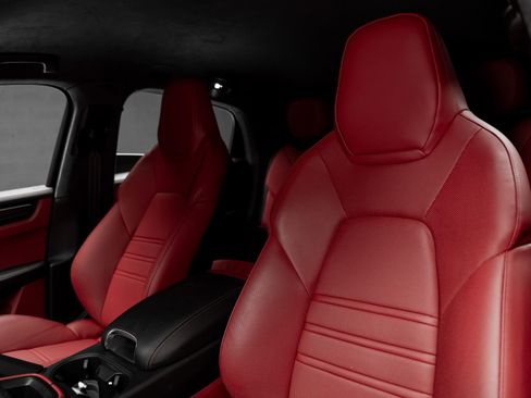 Used 2022 Porsche Cayenne Turbo GT AWD/4WD image 71