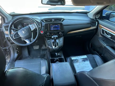 Used 2018 Honda CR-V Touring image 16