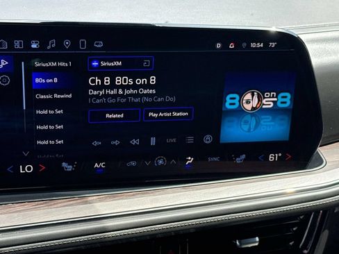 Used 2025 Chevrolet Suburban Z71 AWD/4WD image 19