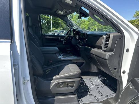 Used 2023 Chevrolet Silverado 1500 LTZ AWD/4WD image 28