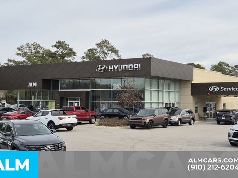 Used 2019 Nissan Kicks S image 22