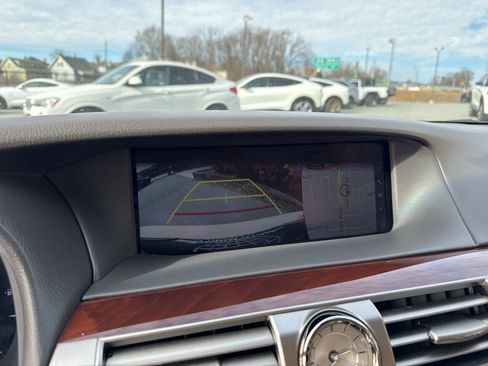 Used 2016 Lexus LS 460 image 31