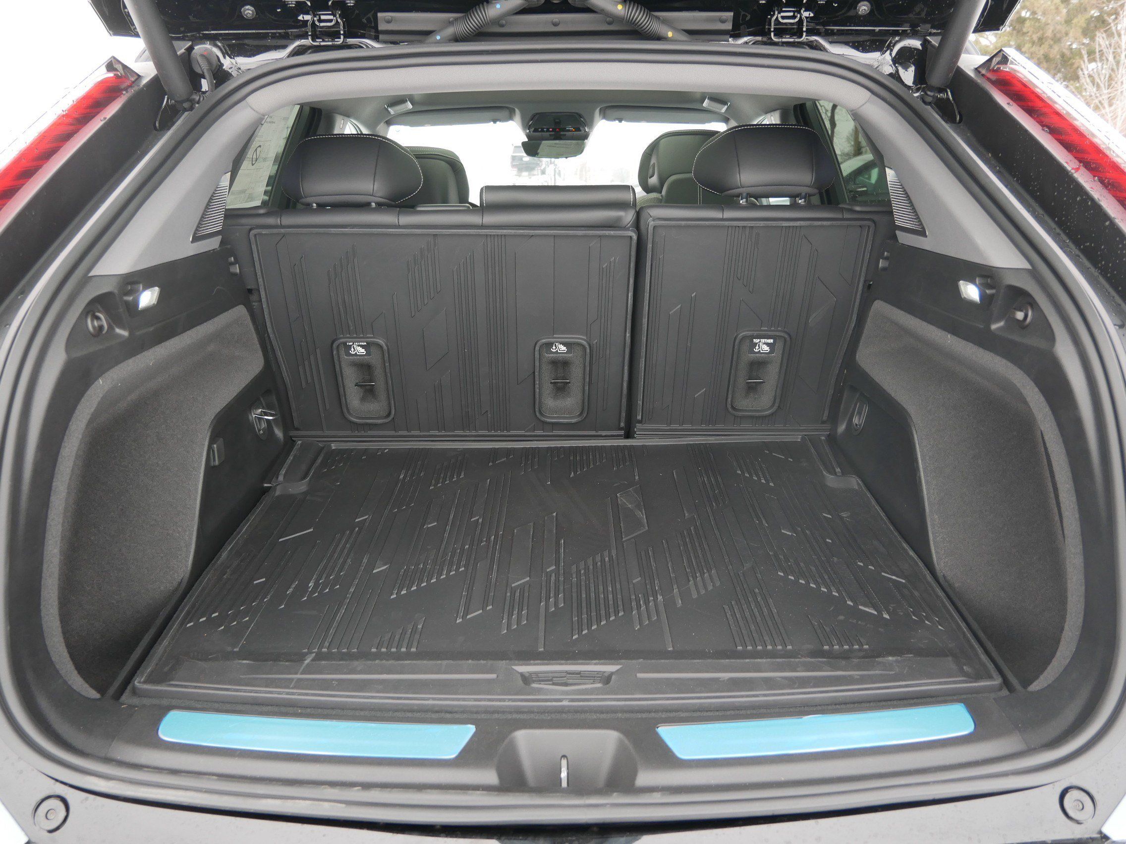 Used 2026 Cadillac Optiq Sport 1 w/ LPO, Floor Liner Package AWD/4WD image 16