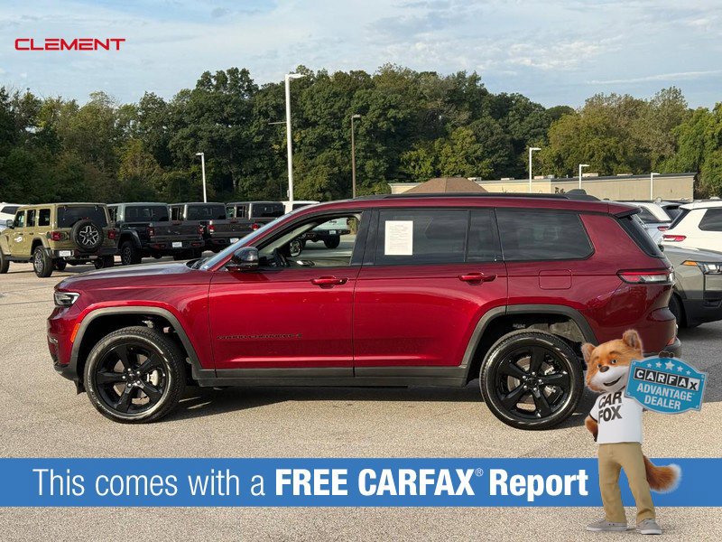 Used 2025 Jeep Grand Cherokee L Limited w/ Black Appearance Package AWD/4WD image 2