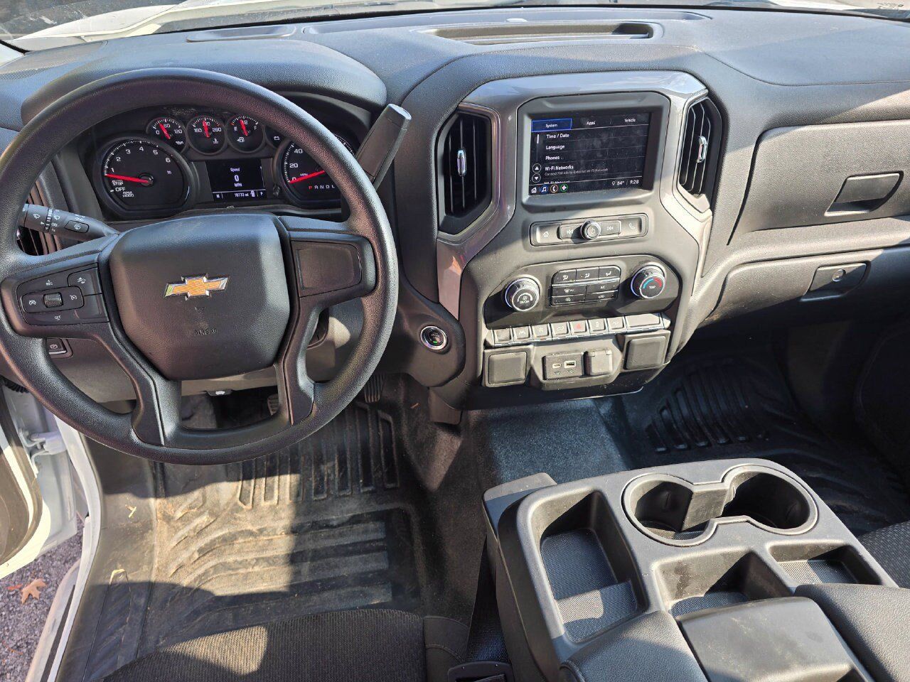Used 2025 Chevrolet Silverado 1500 W/T RWD image 24