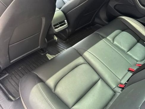Used 2023 Tesla Model 3 Standard Range RWD image 4