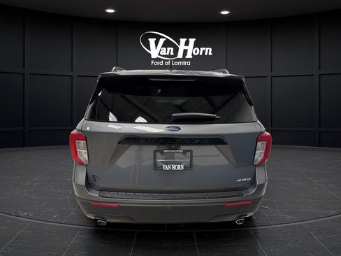 Used 2023 Ford Explorer ST-Line AWD/4WD image 14