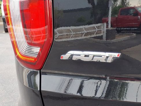 Used 2018 Ford Explorer Sport w/ Equipment Group 401A image 9