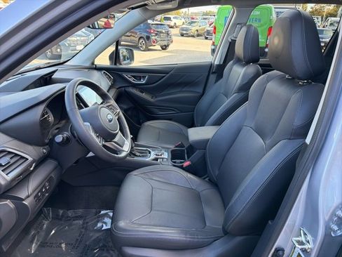 Used 2019 Subaru Forester Touring image 43