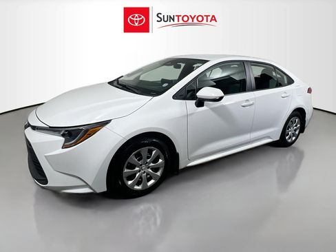 Used 2026 Toyota Corolla LE FWD image 9