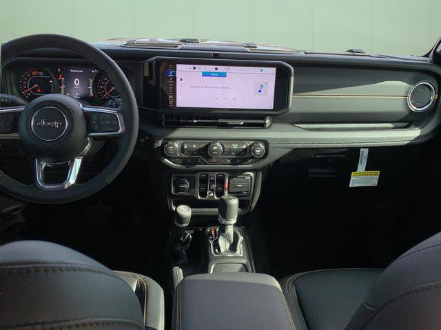 New 2026 Jeep Wrangler Unlimited Sahara AWD/4WD image 27