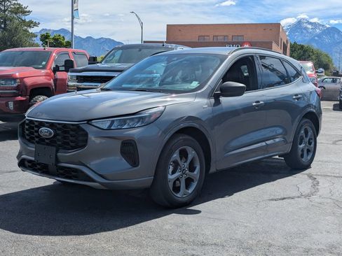 Used 2024 Ford Escape ST-Line AWD/4WD image 9