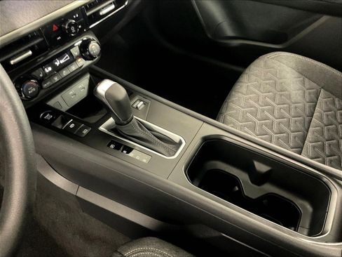 Used 2026 Nissan Kicks SV w/ SV Premium Package FWD image 17