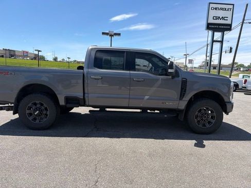 Used 2024 Ford F250 Lariat w/ Sport Appearance Package AWD/4WD image 13