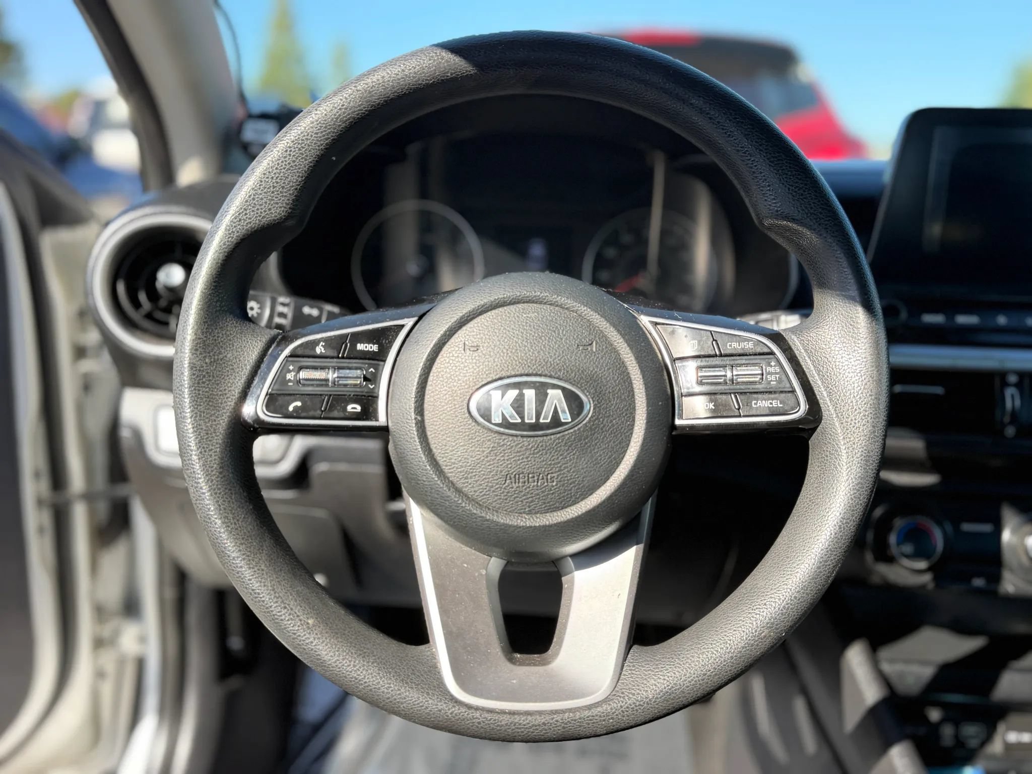 Used 2021 Kia Forte LXS FWD image 21