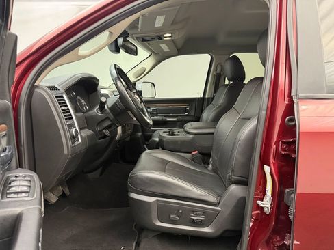 Used 2018 RAM 3500 Laramie w/ Cold Weather Group AWD/4WD image 5