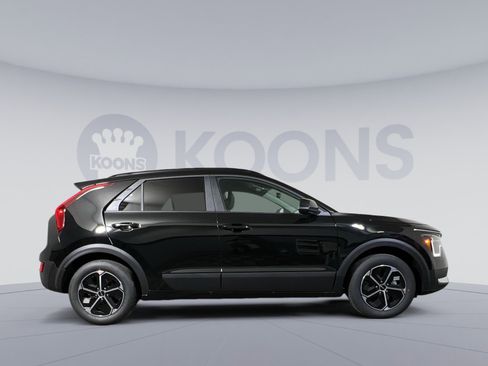 New 2026 Kia Niro LX image 7