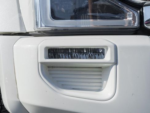 Certified 2022 Ford F450 Platinum w/ FX4 Off-Road Package image 14