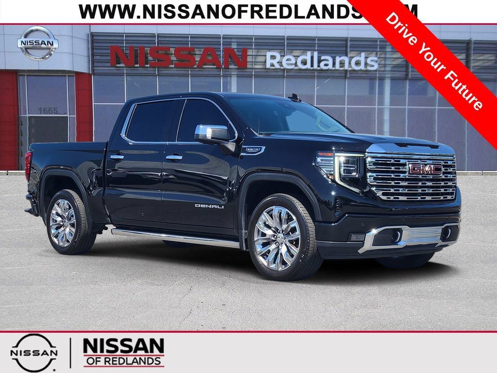 Used 2023 GMC Sierra 1500 Denali w/ Denali Reserve Package AWD/4WD image 1