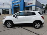 Certified 2022 Chevrolet Trax LT w/ LT Convenience Package image 3
