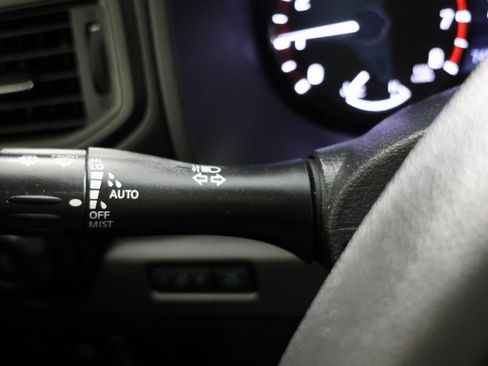 Used 2022 Nissan Titan PRO-4X w/ Pro-4x Convenience Package image 26