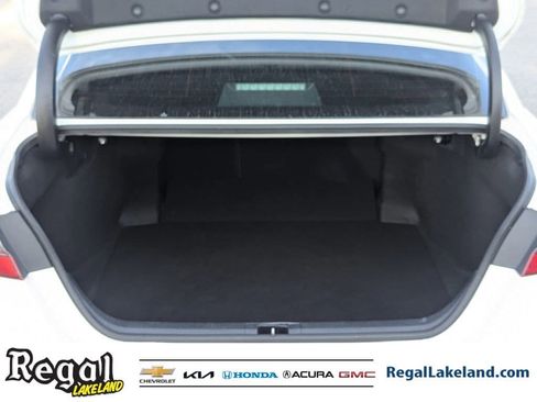 Used 2021 Toyota Camry SE image 8