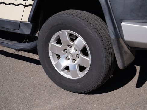 Used 2008 Toyota FJ Cruiser 4WD image 8