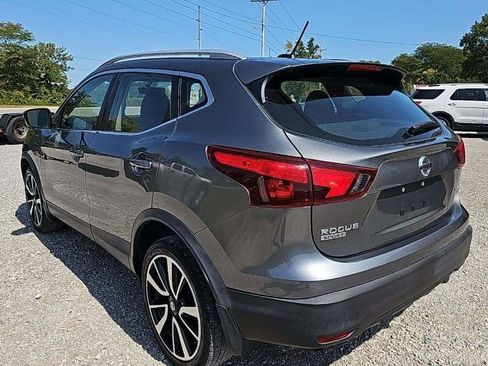 Used 2017 Nissan Rogue Sport SL image 18