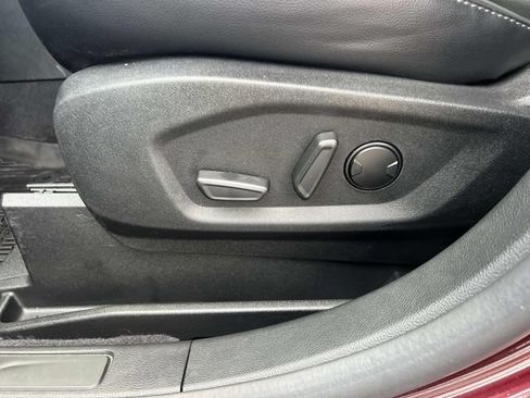 Certified 2024 Ford Edge SEL w/ Convenience Package AWD/4WD image 18