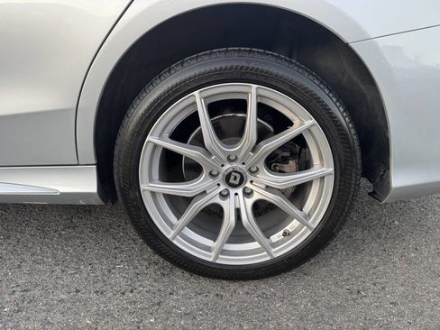 Used 2015 Mercedes-Benz C 400 4MATIC w/ Driver Assistance Package image 20