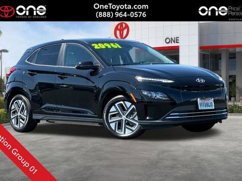 Used 2023 Hyundai Kona SE FWD image 1