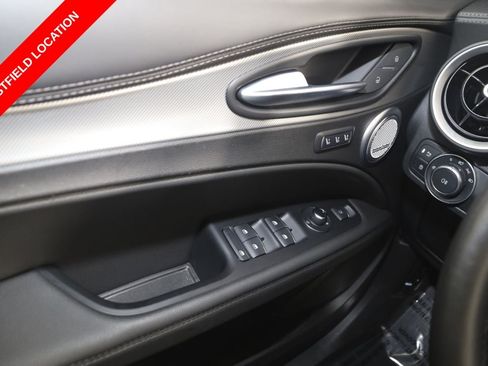 Used 2024 Alfa Romeo Stelvio Ti AWD/4WD image 33