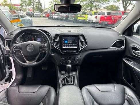 Used 2020 Jeep Cherokee Limited AWD/4WD image 19