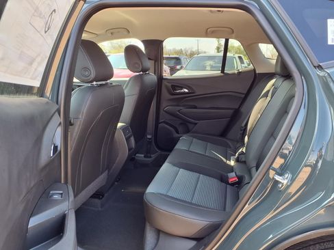New 2026 Chevrolet Trax LT FWD image 9