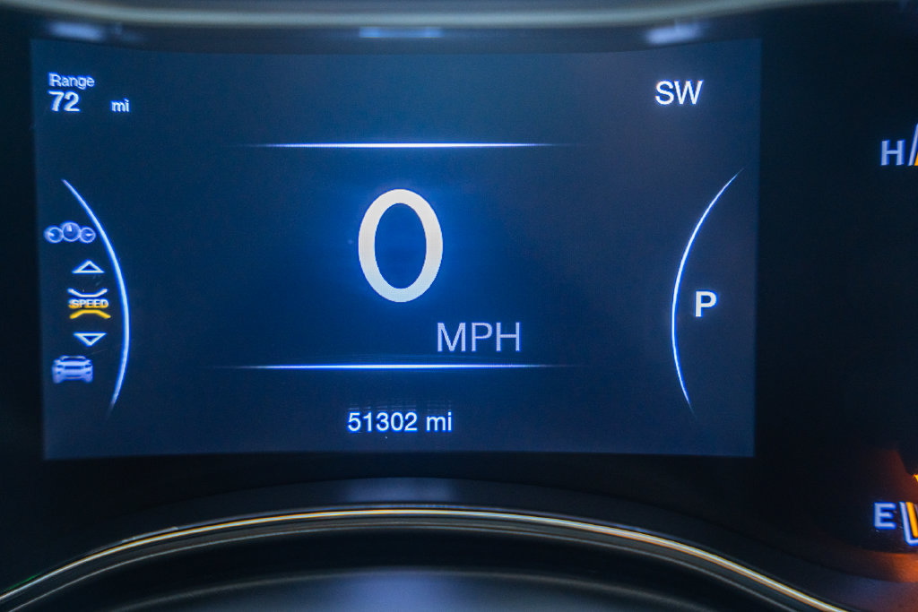 Used 2019 Jeep Grand Cherokee Altitude AWD/4WD image 45