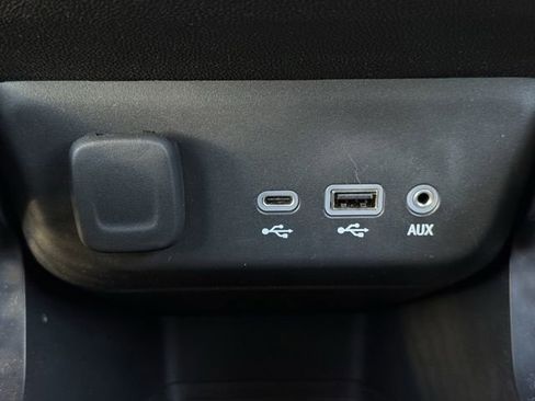 Certified 2023 Chevrolet TrailBlazer LT w/ Convenience Package image 23