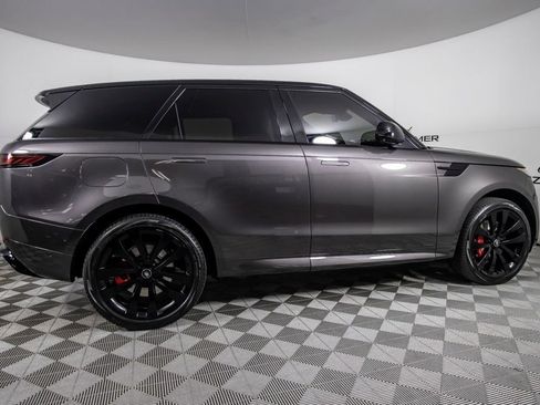 Used 2024 Land Rover Range Rover Sport Autobiography AWD/4WD image 4