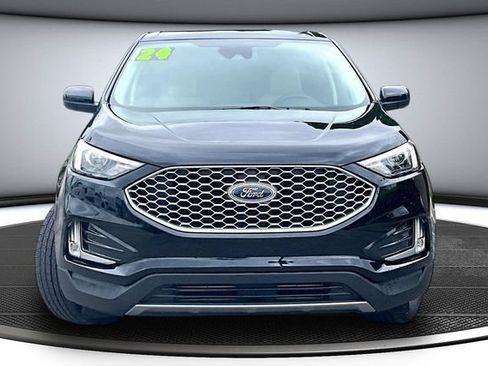 Used 2024 Ford Edge SEL w/ Convenience Package AWD/4WD image 2